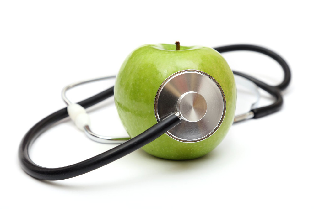 Poznaj insulinooporność-cykl spotkań edukacyjnych, jabłko, stetoskop, medycyna, zdrowie, lekarz
